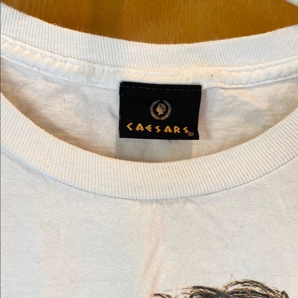 White Short Sleeve Tees with Minimalist Designs - Picture 5 of 7